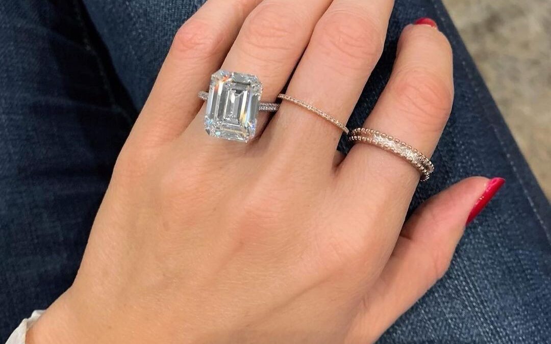 Trendy Yet Timeless Emerald Cut Rings for Brides