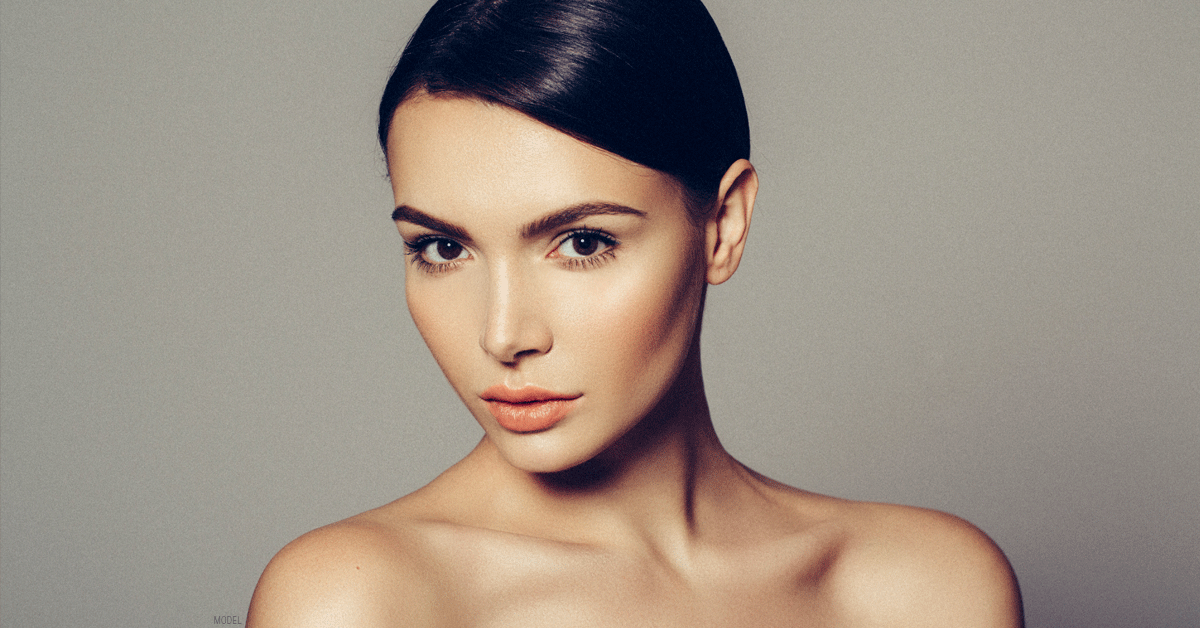 Comparing Surgical and Non-Surgical Jawline Treatments
