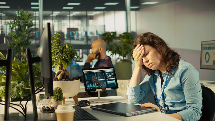 How AI Improves Workplace Wellness and Prevents Employee Burnout