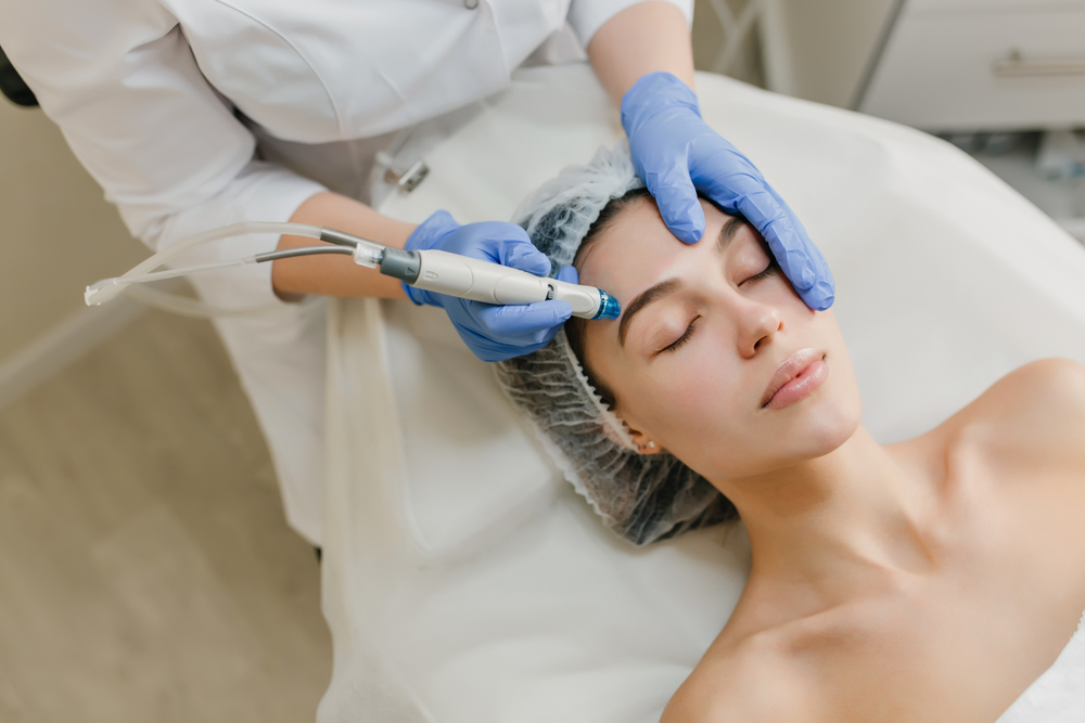 Why HydraFacial is the Must-Try Treatment