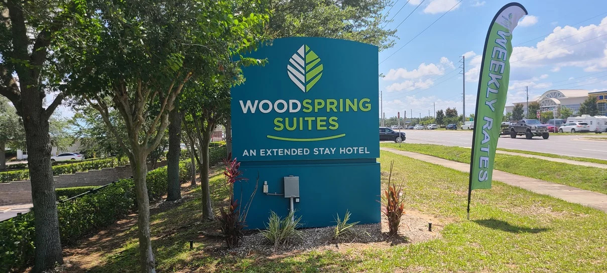 Woodspring-Suites-Monument-Sign-_1_