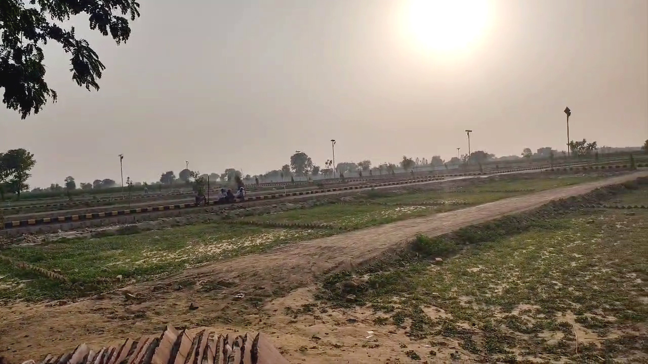 plot in jewar airport