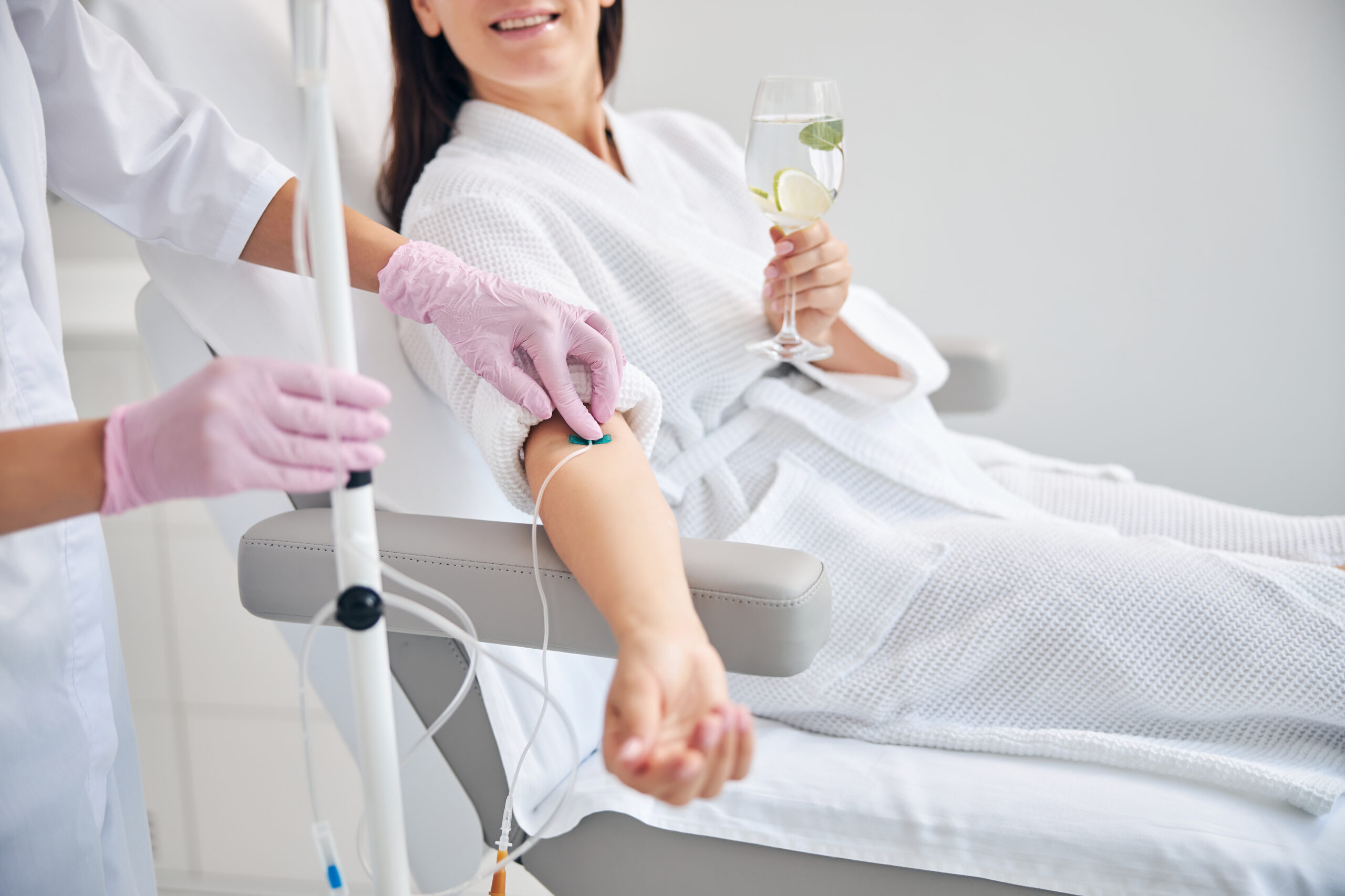 How Quickly Does IV Drip Therapy Rehydrate the Body