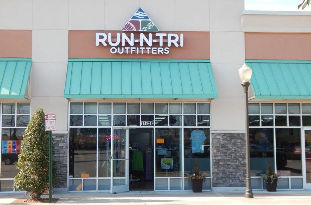 How Custom Building Signs in Raleigh Help B2B Companies Stand Out in a Competitive Market