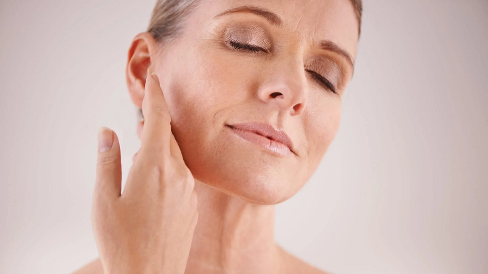 How Anti-Aging Treatments Work for Neck and Hands