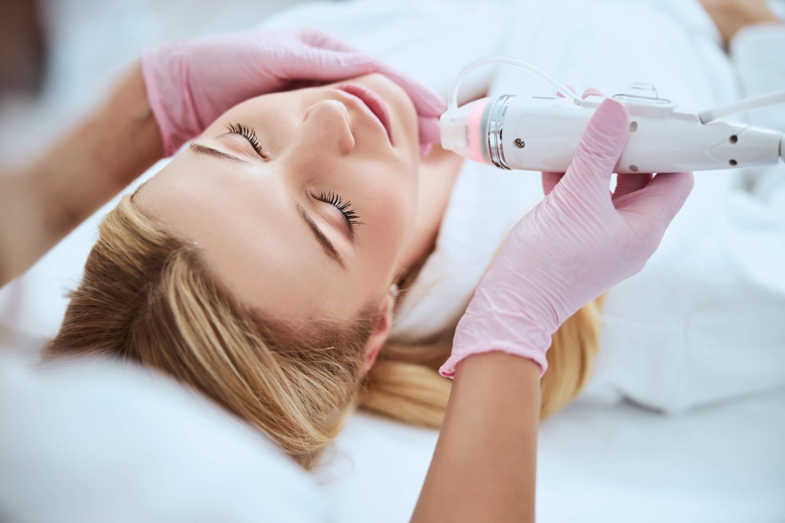 What Is Laser Skin Tightening and How Does It Work