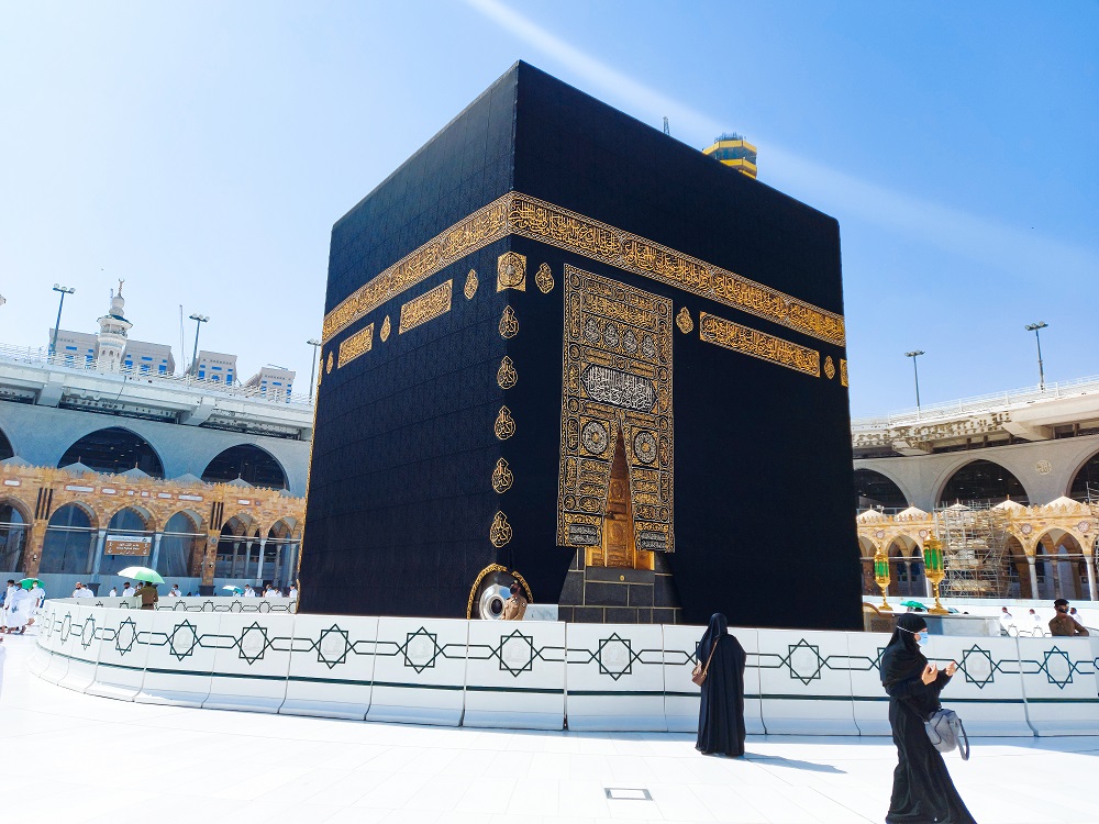 women-at-kaaba