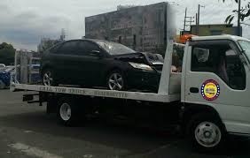Stranded on the Highway? How to Quickly Find a Tow Truck Near Me