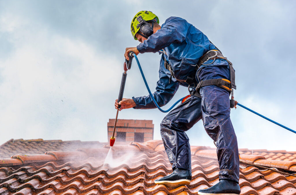 How Much to Charge for Roof Power Washing?