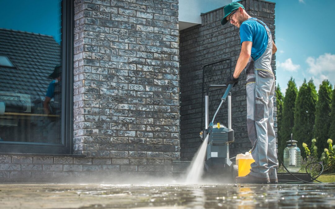 How Long Does It Take to Pressure Wash a 2000 sq ft House?