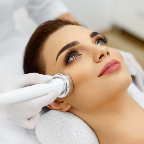 Why Fractional Laser Treatment in Riyadh Is a Trending Choice for Skin Revival